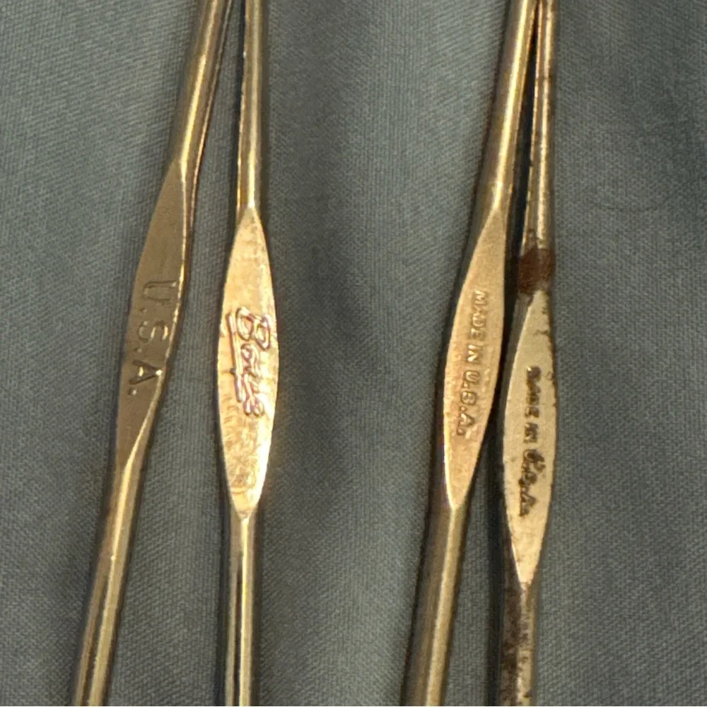 Boye Vintage Metal Crochet Hook Set Sizes 0, 1, 2, 3, 4, 5, 9 Grandmacore